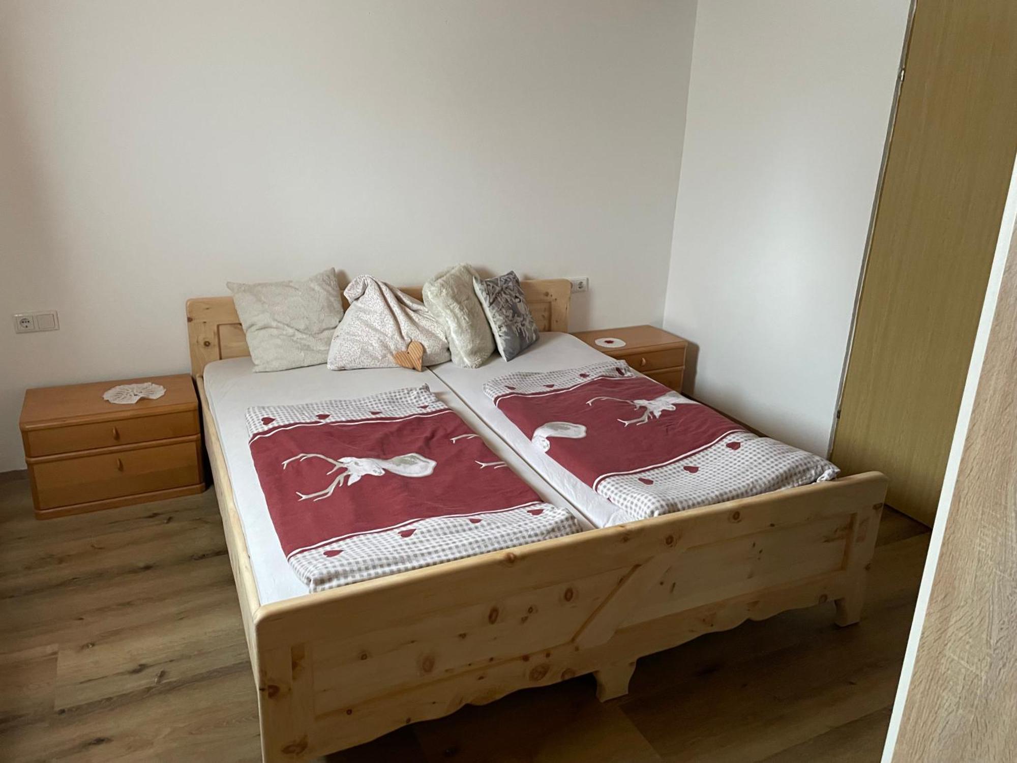 Ferienwohnung In Ruhiger Lage In Бишофсхофен Экстерьер фото