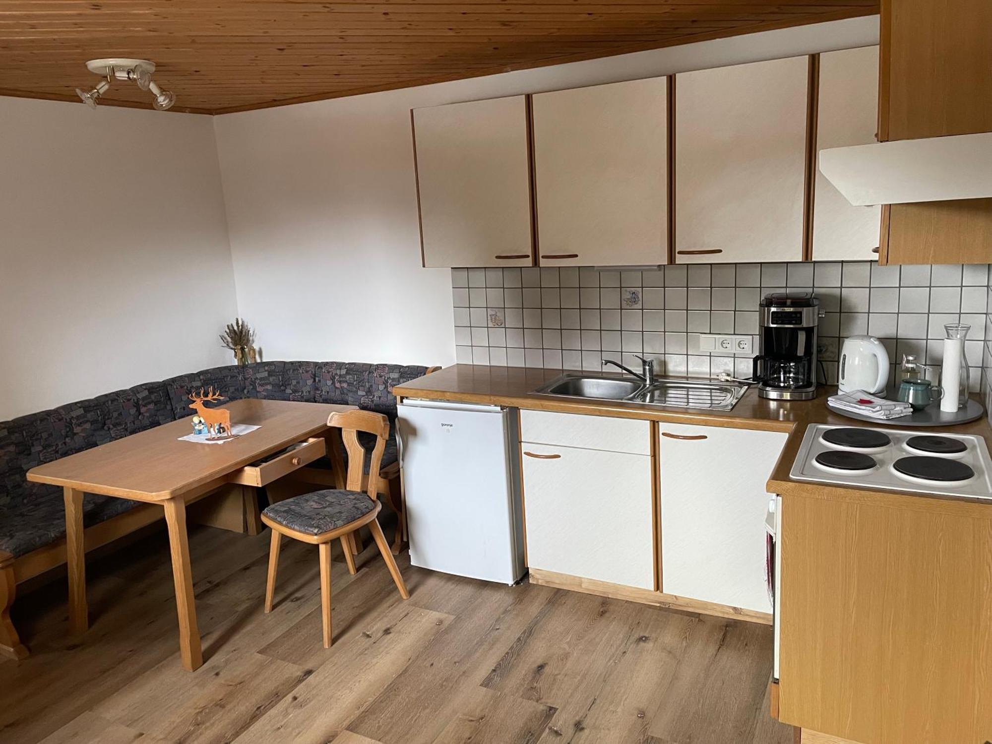 Ferienwohnung In Ruhiger Lage In Бишофсхофен Экстерьер фото